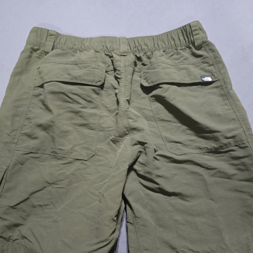 The North Face Convertible Cargo Pants Mens M Short Olive Green Hiking Utility